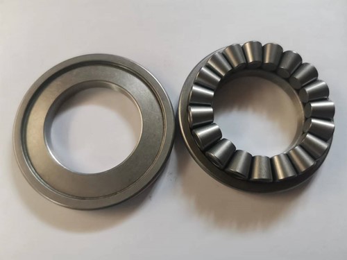 Tapered roller thrust bearings